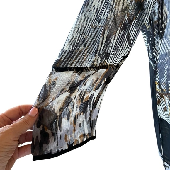 Chico's Travelers Sheer Long Cardigan Duster Size L Animal Print Lightweight - Picture 5 of 12